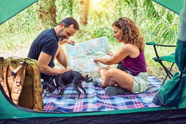 10 Spots Incontournables pour Camper en Ardèche : Votre Guide Ultimé